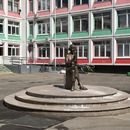 В Москве открыли памятник Марине Цветаевой
